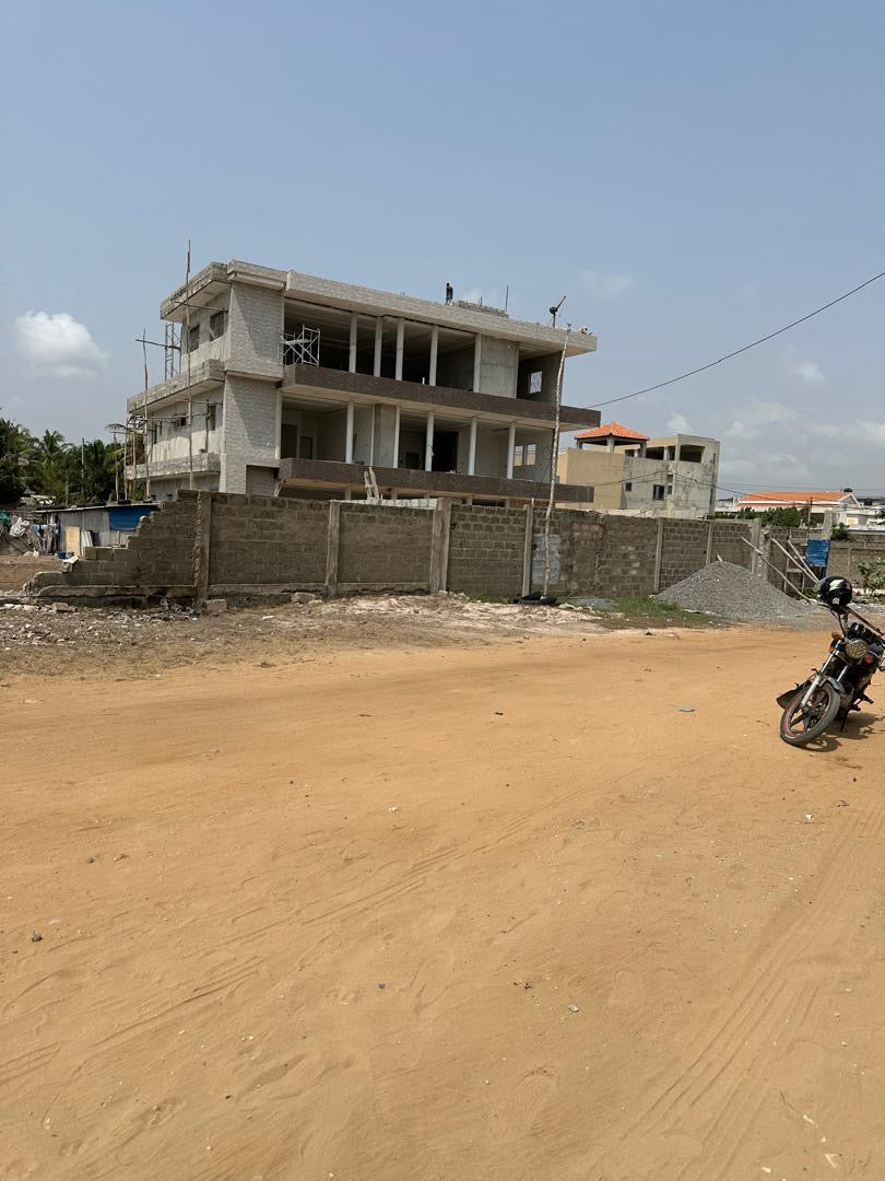 Terrain de 600 m² en vente à Baguida – 40 millions FCFA