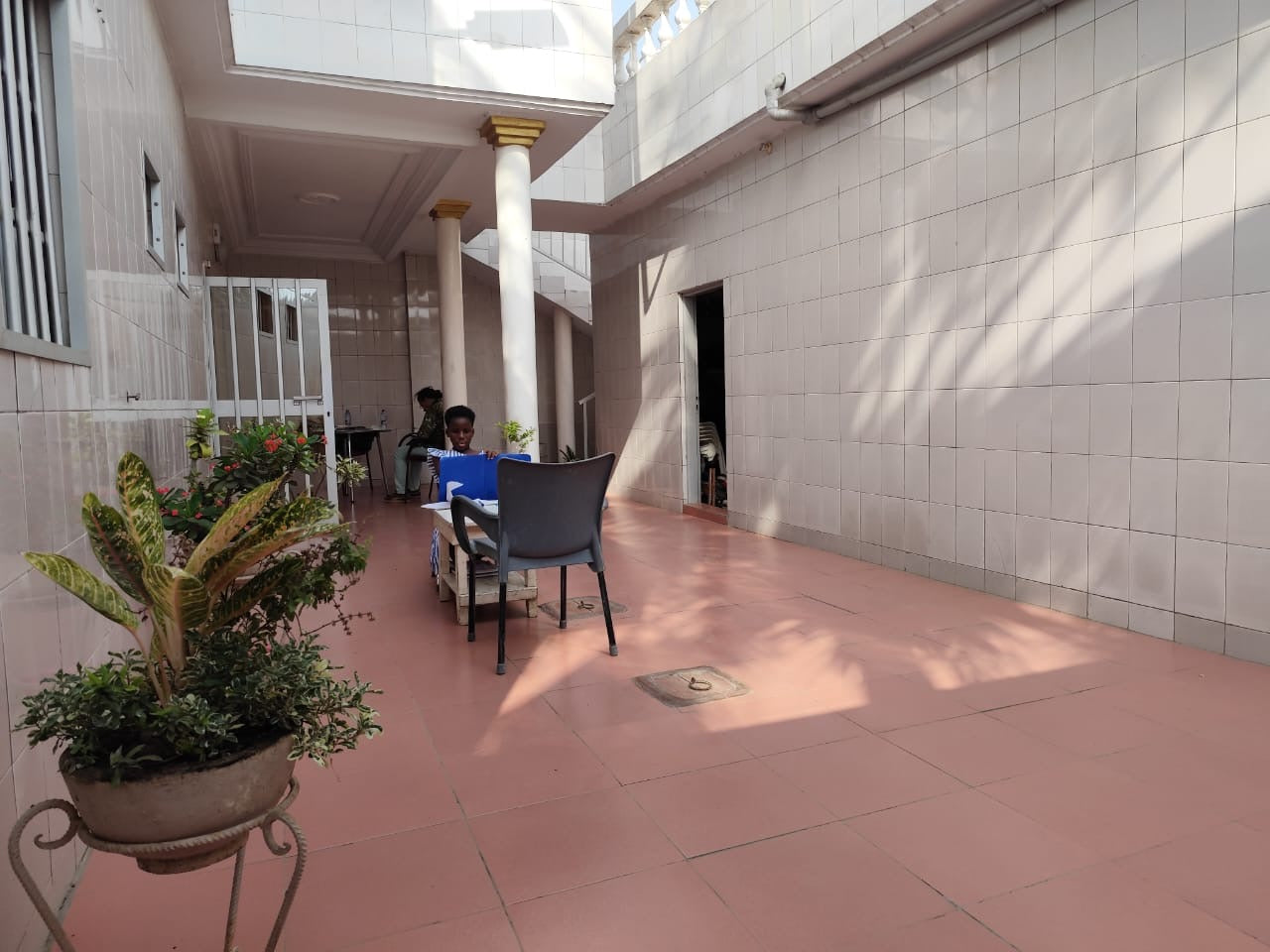 VILLA DUPLEX 5 PIÈCES À VENDRE À BAGUIDA AFANOUKOPÉ – 1/4 LOT | TITRE FONCIER EN COURS