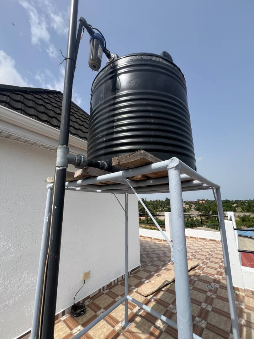 VILLA 6 PIÈCES À VENDRE À ZANGUÉRA KLÉMÉ – 300m²