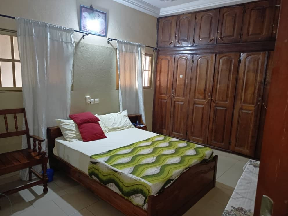 UNE VILLA 3 CHAMBRES À VENDRE À AVÉDJI LIMOUSINE