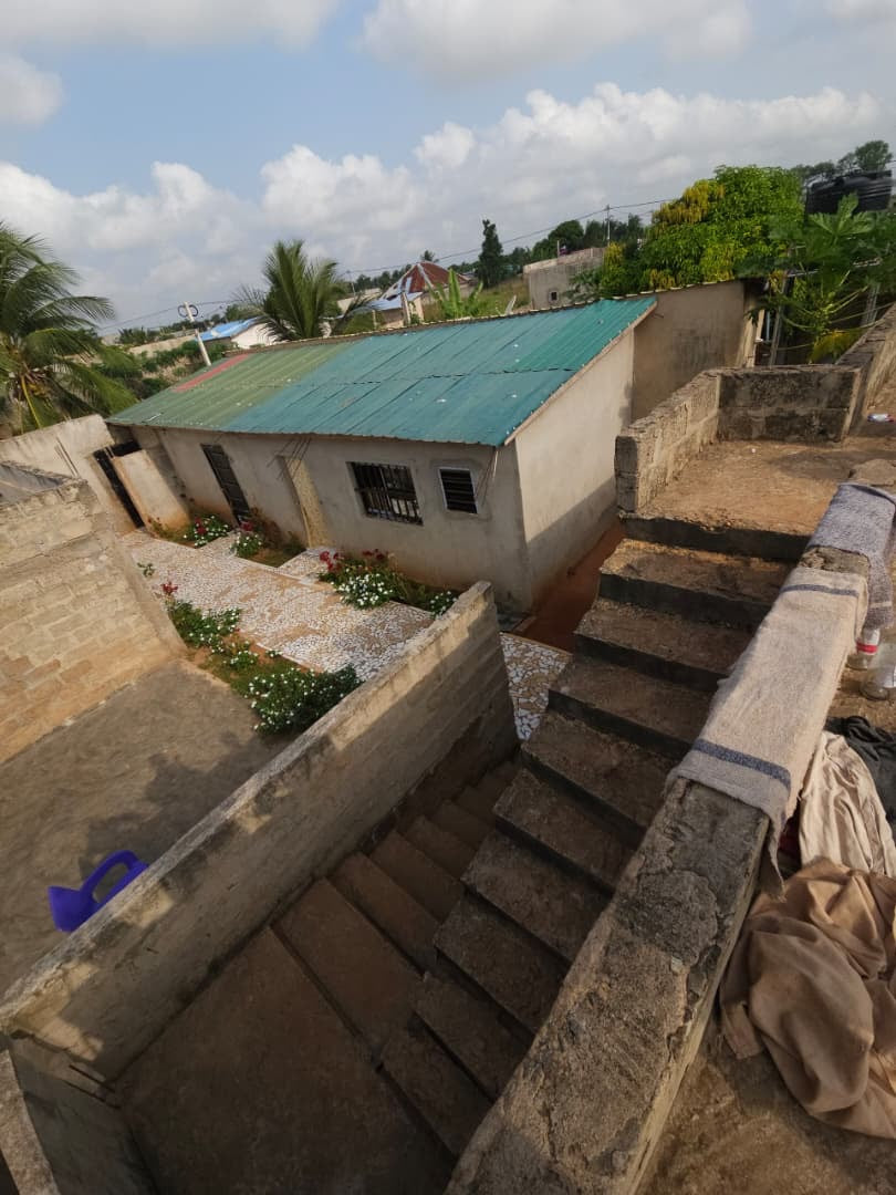 Villa 3 chambres en vente à Agoè Legbassito Kognito – 16 millions FCFA