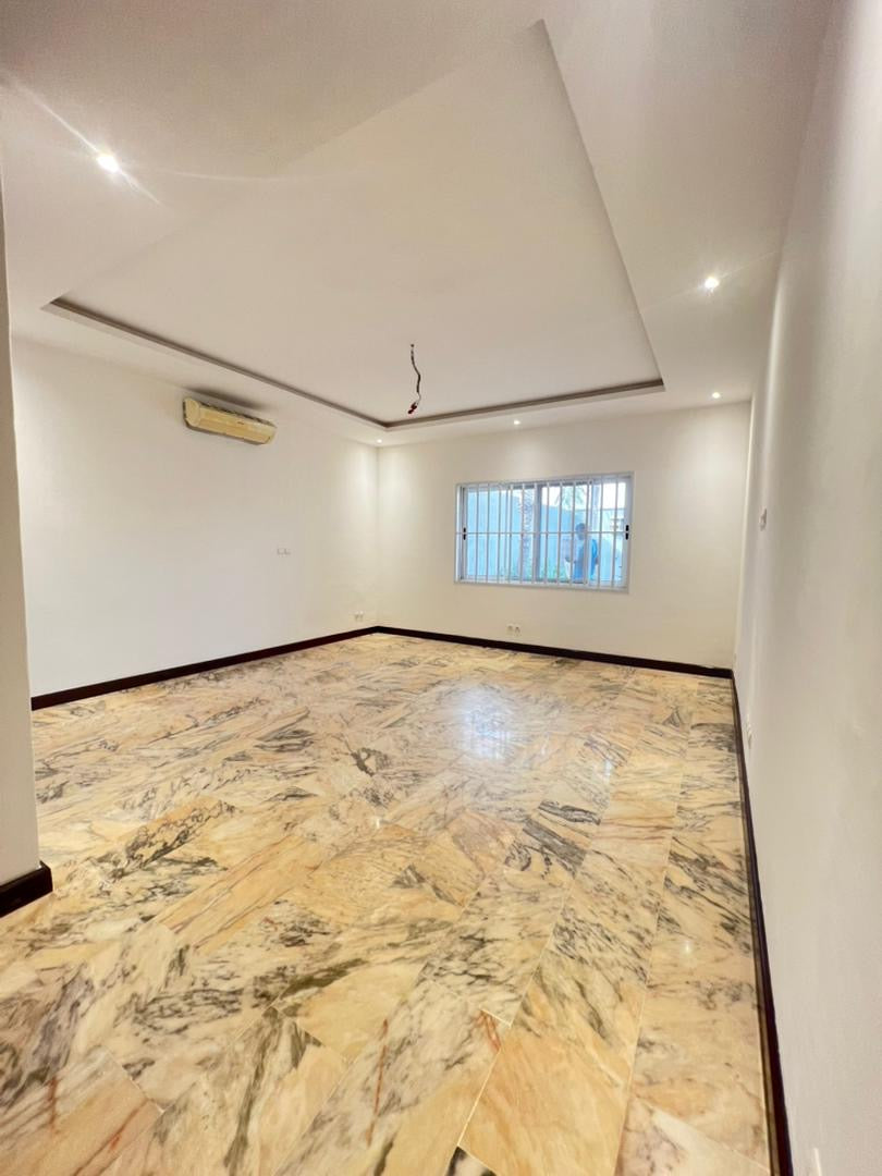 UNE VILLA À VENDRE À TOKOIN CASABLANCA