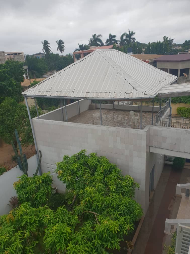BELLE VILLA À VENDRE À TOKOIN HABITAT À 100M DU GOUDRON - 7 PIÈCES