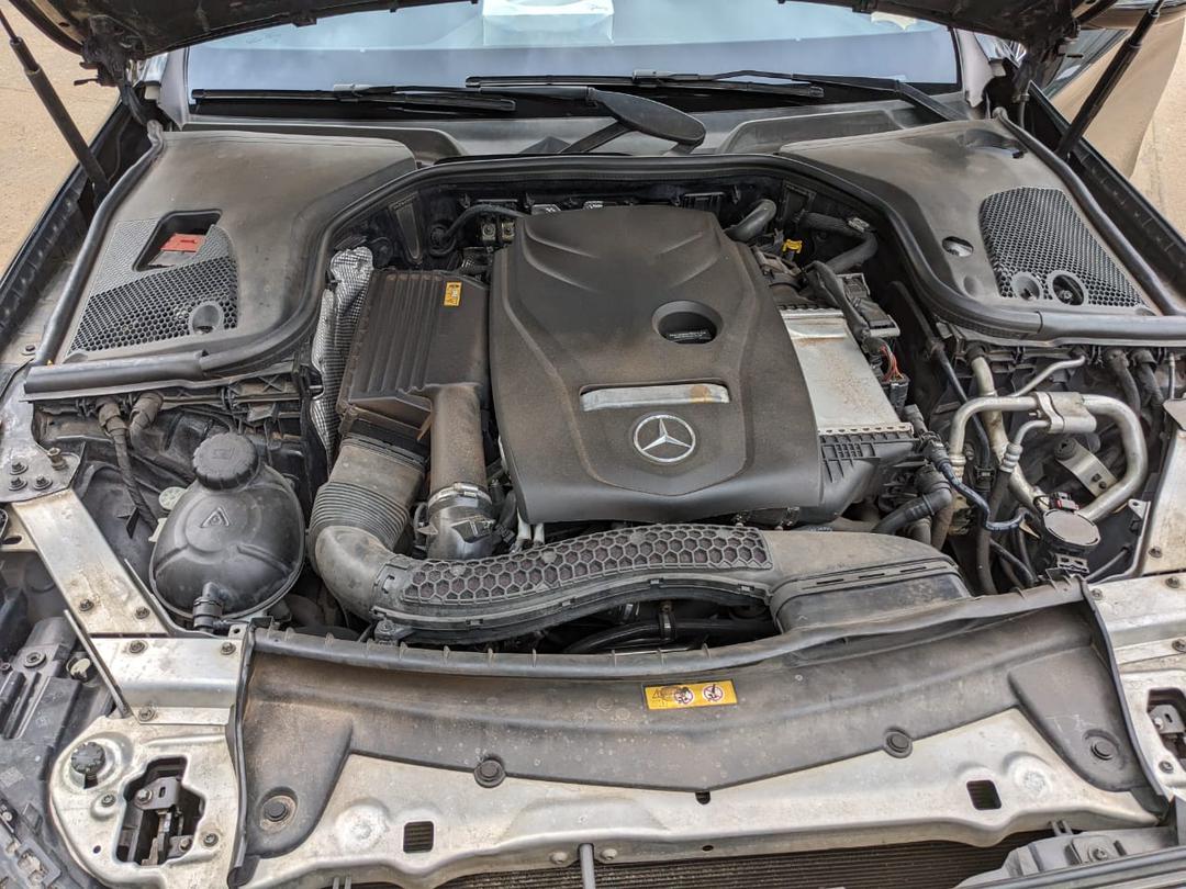 🚗 MERCEDES BENZ E 300 4MATIC 🚗