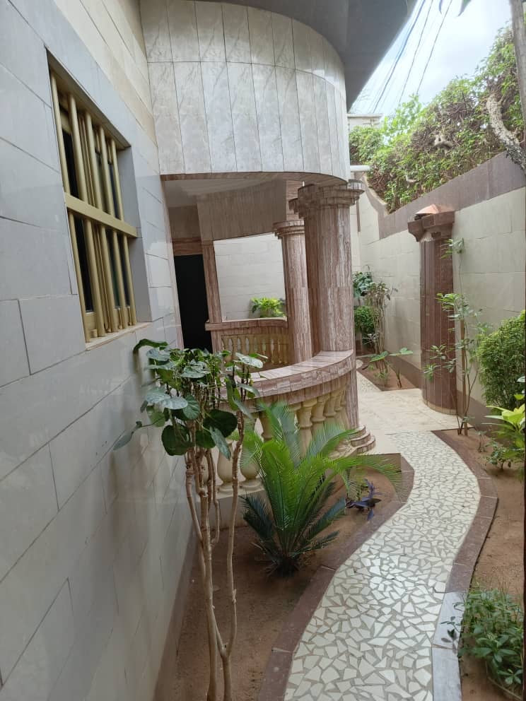 UNE VILLA 3 CHAMBRES À VENDRE À AVÉDJI LIMOUSINE
