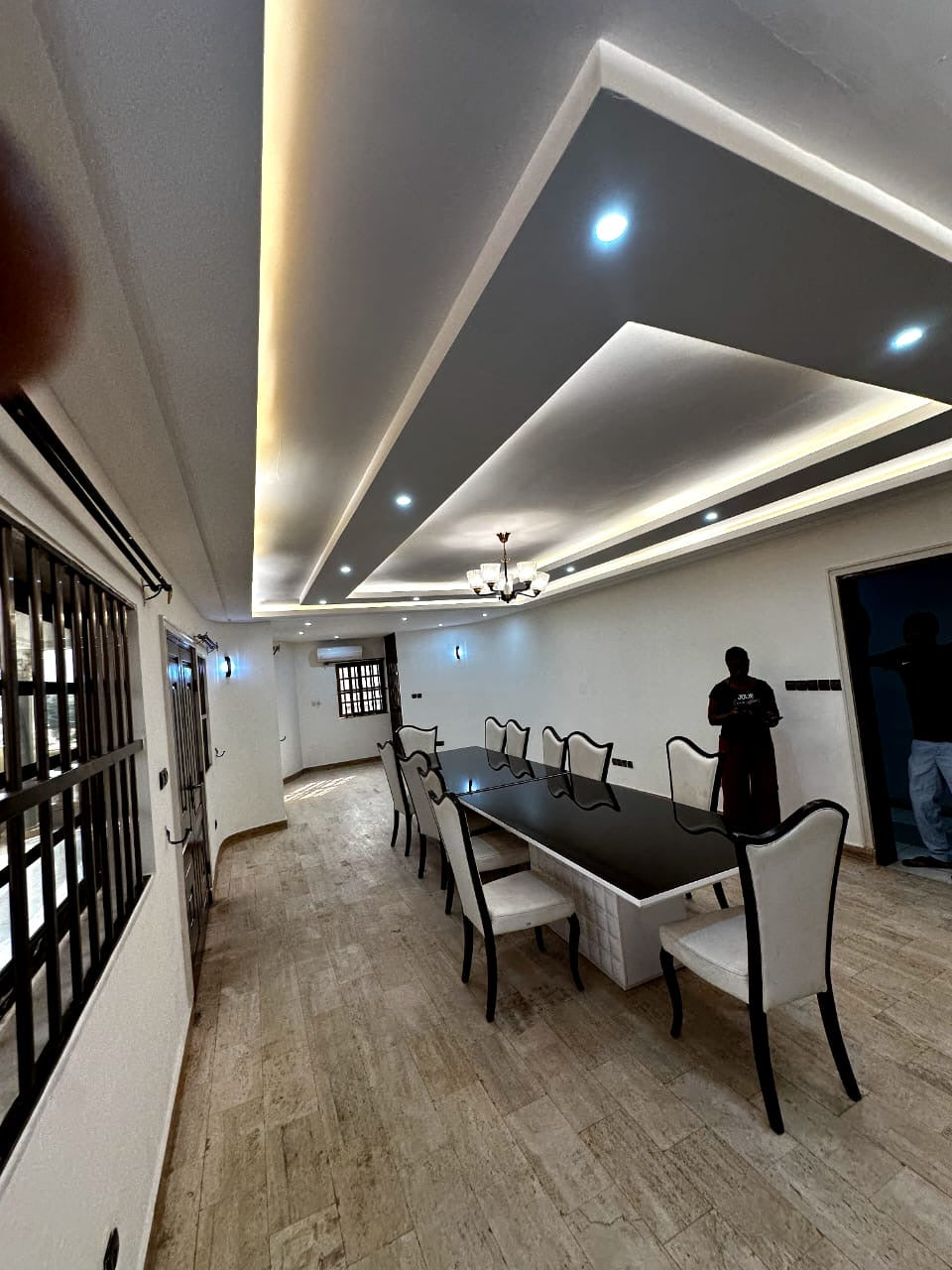 Villa duplex à louer à Tokoin Soted – 900000 FCFA/mois