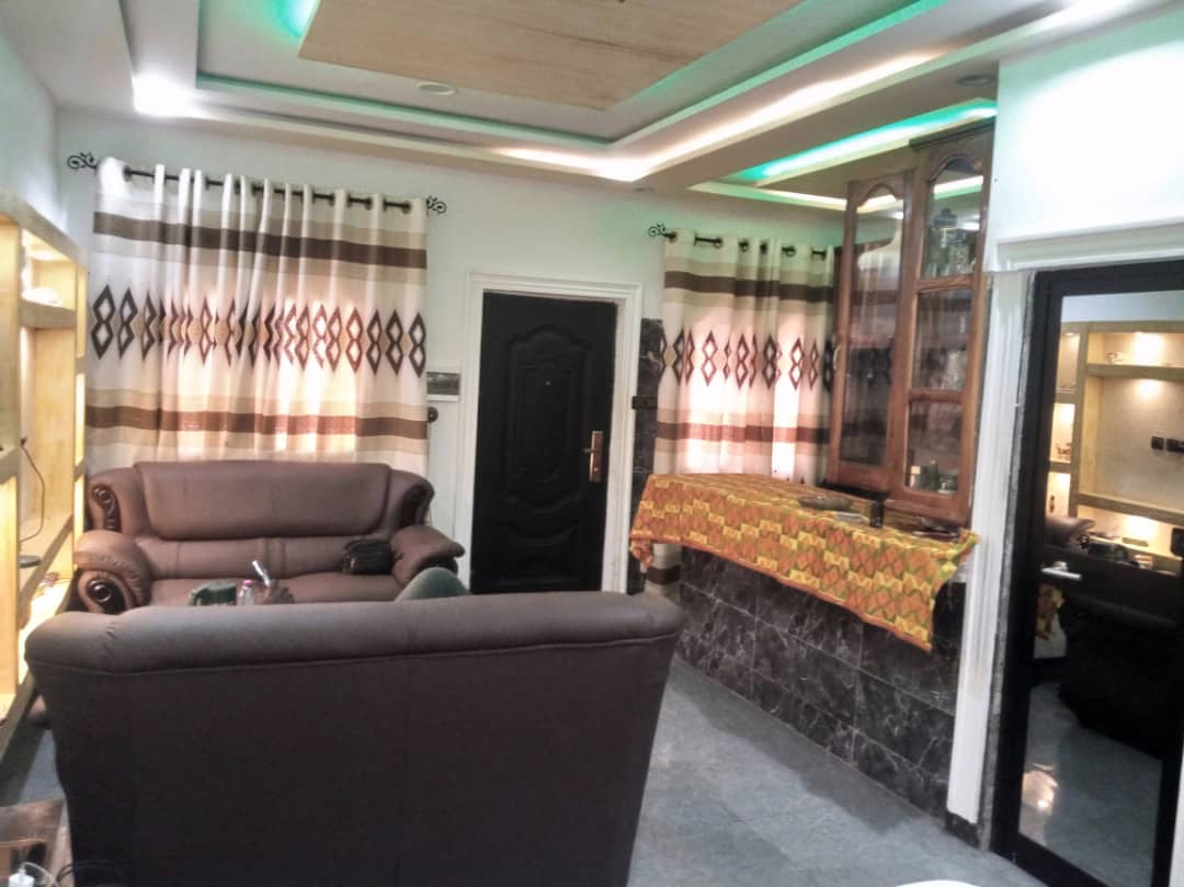 VILLA À VENDRE À SÉGBÉ RASTA - 4 PIÈCES