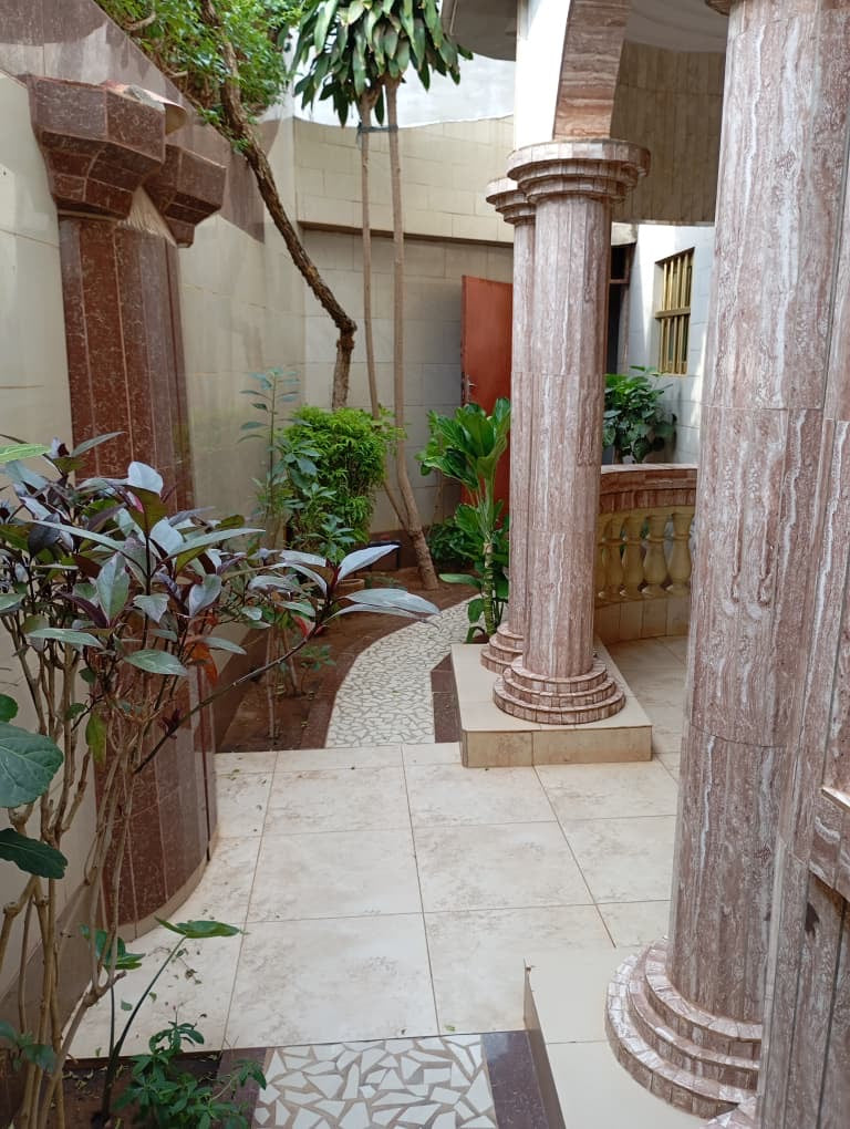 UNE VILLA 3 CHAMBRES À VENDRE À AVÉDJI LIMOUSINE