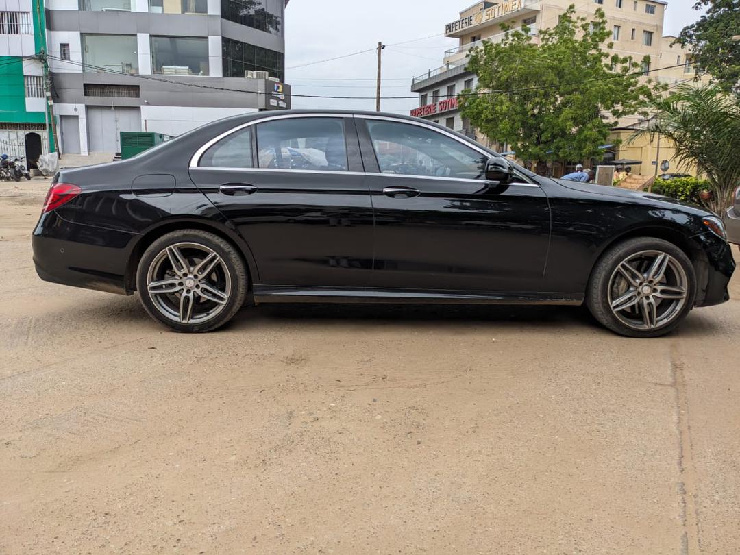 🚗 MERCEDES BENZ E 300 4MATIC 🚗