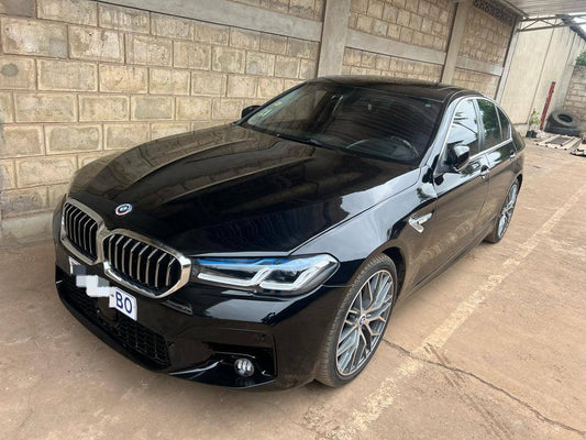 BMW 535i xDrive F10 Tunée G30 - Look Premium, Sensations Pures !