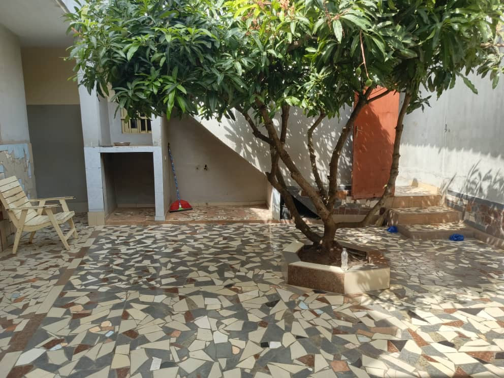 UNE VILLA 3 CHAMBRES À VENDRE À AVÉDJI LIMOUSINE