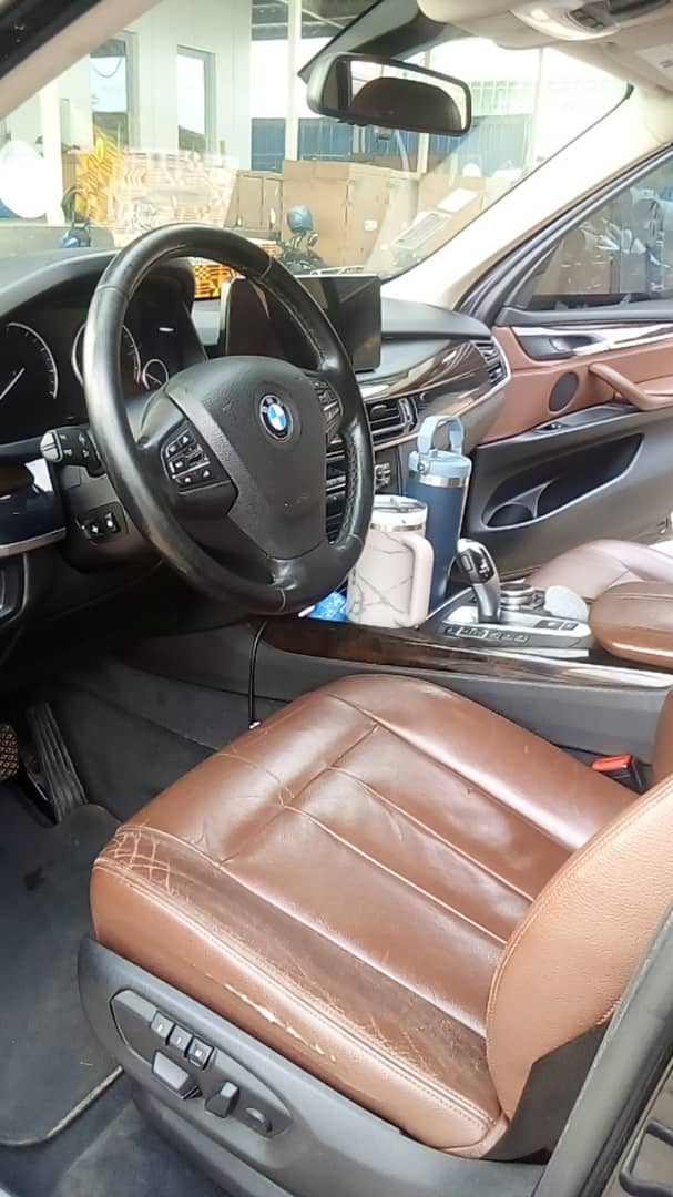 BMW X5 2014 Full options Pack Premium