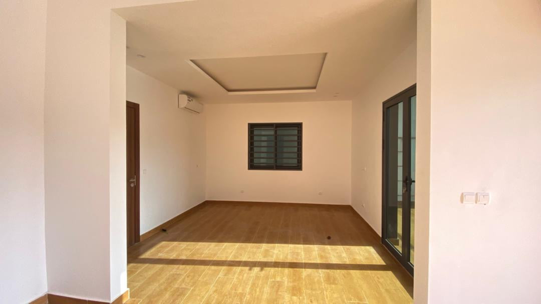 Villa duplex à louer à Tokoin – 1 100 000 FCFA
