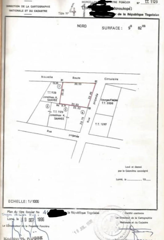À VENDRE : TERRAIN DE 1565m² EN ANGLE, BORDURE GOUDRON À TOKOIN RAMCO