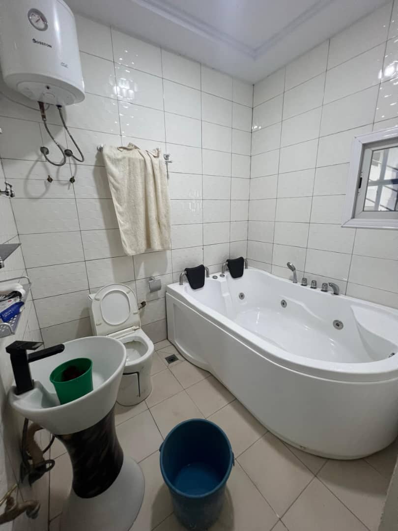 UNE VILLA DUPLEX 3 CHAMBRES À VENDRE À ADIDOGOMÉ APÉDOKOÈ