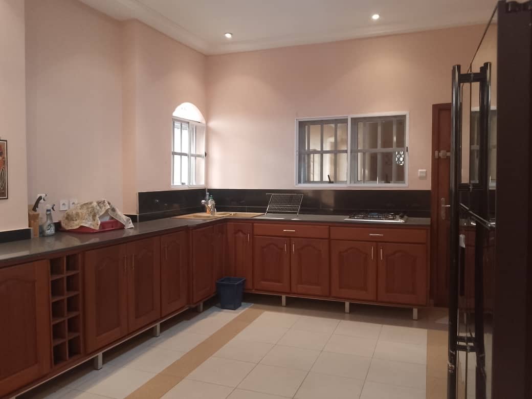 VILLA 4 PIÈCES À VENDRE À ADIDOGOMÉ SAGBADO – 600 m² | TITRE FONCIER
