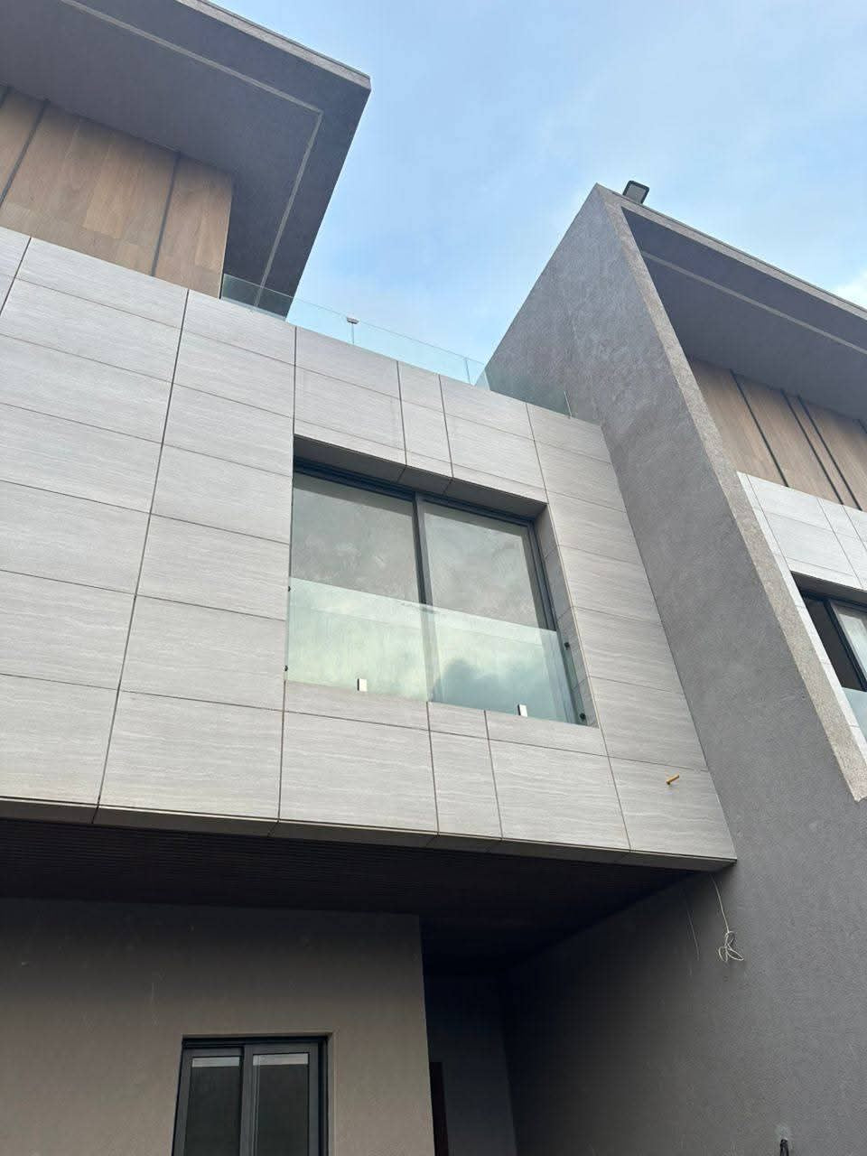 DEUX VILLAS JUMELLES À VENDRE À NOVISSI