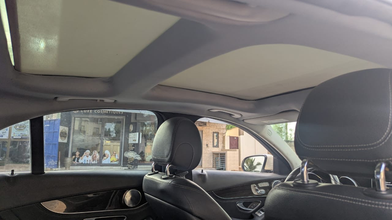 MERCEDES BENZ C300 2015