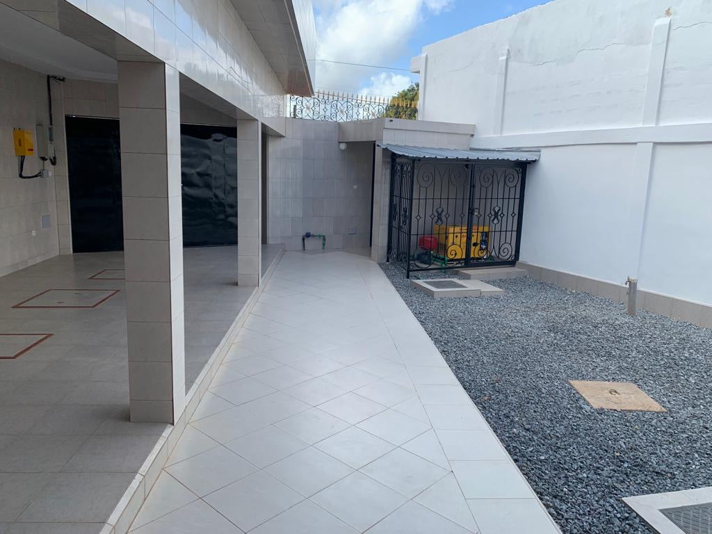 UNE VILLA À VENDRE À ADIDOGOMÉ WOGNOME À 250M DU GOUDRON - 3 CHAMBRES, 1 SALON, GARAGE
