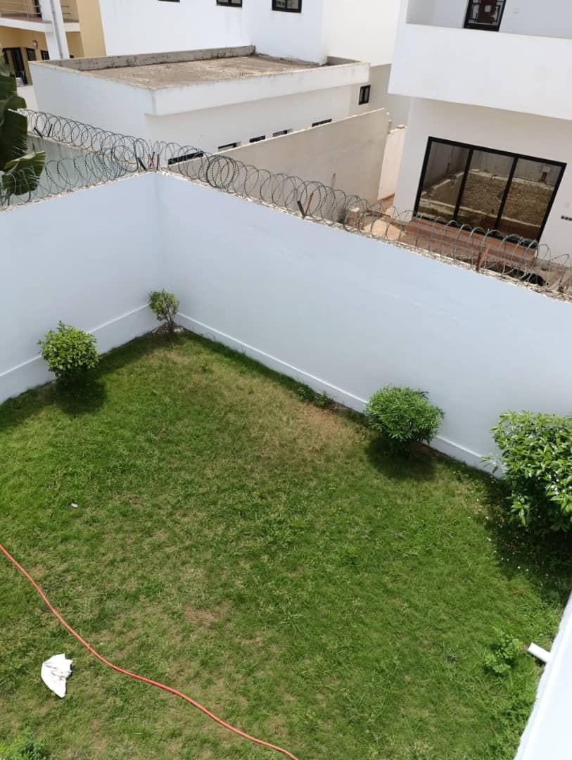 UNE VILLA 5 CHAMBRES À VENDRE À AGOÈ LÉGBASSITO ATTIOMÉ