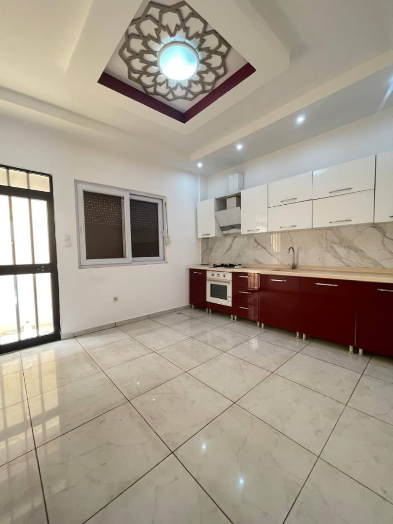 VILLA NON MEUBLÉE TOKOIN FOREVER - 5 CHAMBRES, 1 SALON, 1 BUREAU