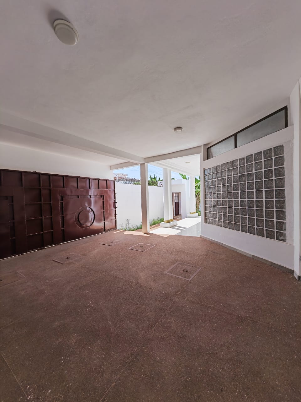 UNE VILLA À VENDRE À DJAGBLÉ