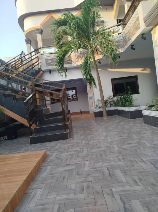 Villa à louer à Adidogomé – 700000 FCFA