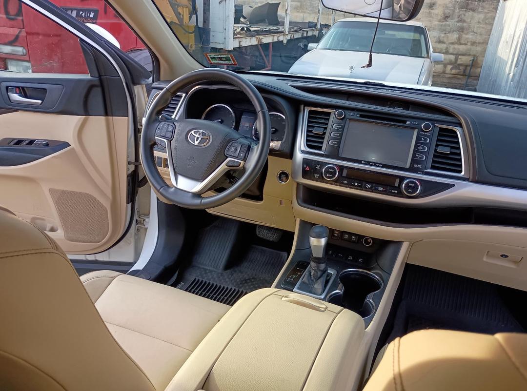 TOYOTA HIGHLANDER XLE AWD 2019