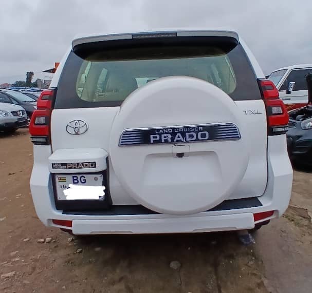 TOYOTA LANDCRUISER PRADO 2021