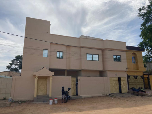 UNE VILLA À VENDRE À LA CITÉ AÉROPORT