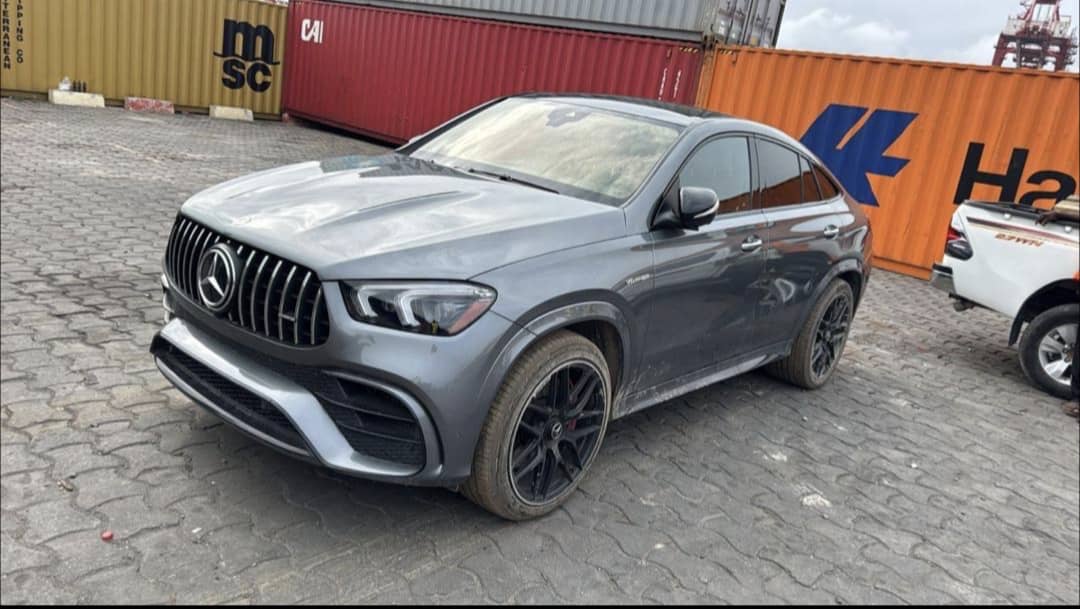 MERCEDES GLE 63s AMG Année 2022