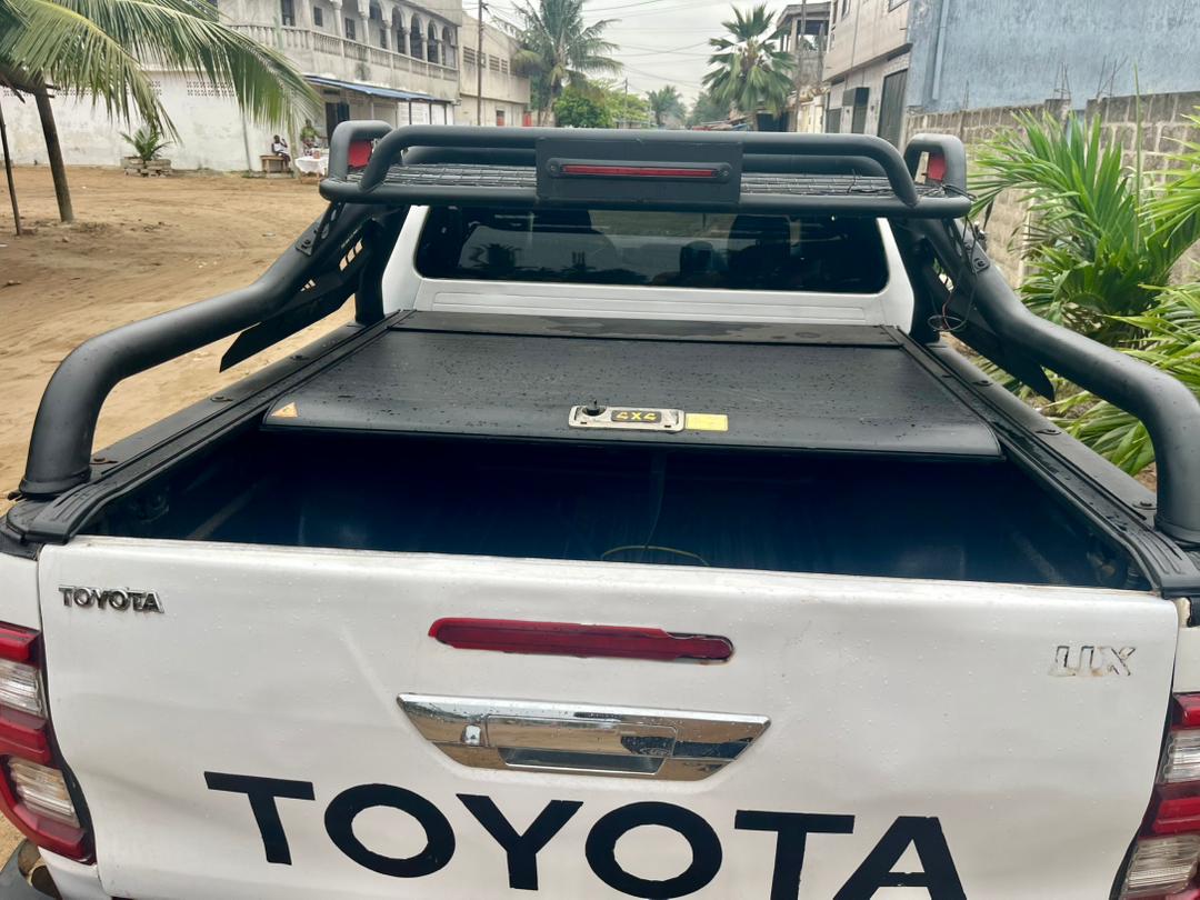 TOYOTA HILUX TUNNÉE 2021