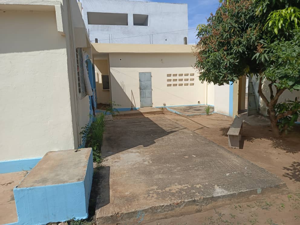 LOMÉ – AVÉDJI SUN CITY – MAISON 4 PIÈCES À VENDRE