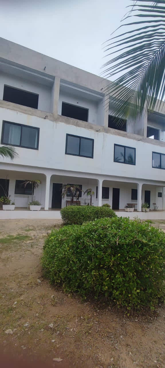 UN DOMAINE À VENDRE À BAGUIDA EN BORDURE DE LA MER