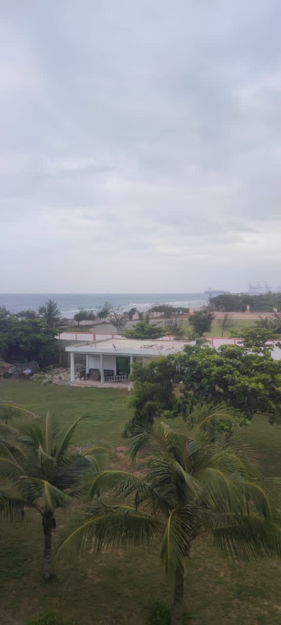 UN DOMAINE À VENDRE À BAGUIDA EN BORDURE DE LA MER