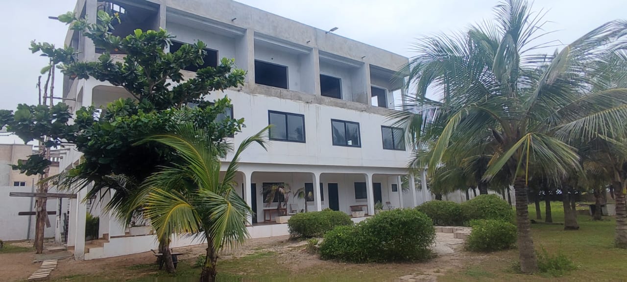 UN DOMAINE À VENDRE À BAGUIDA EN BORDURE DE LA MER