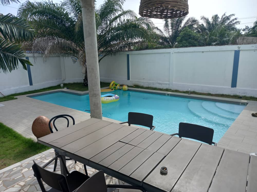 UNE VILLA À VENDRE À BAGUIDA