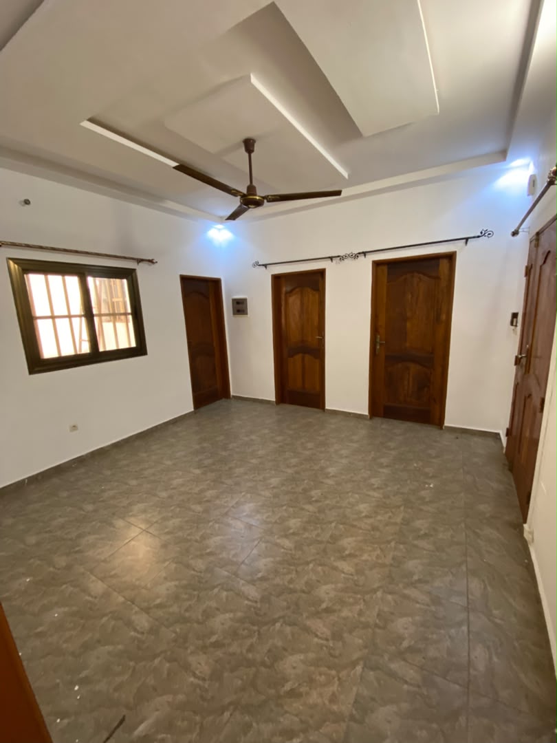 Appartement 2 chambres à louer à Agoe Logope – 8 571 FCFA