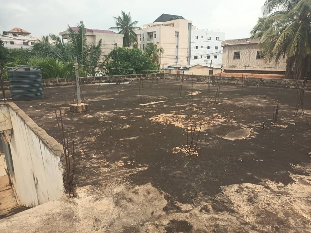 Villa 2 chambres en vente en angle de rue à Avedji Sito Pharmacie Maïna – 45 millions FCFA