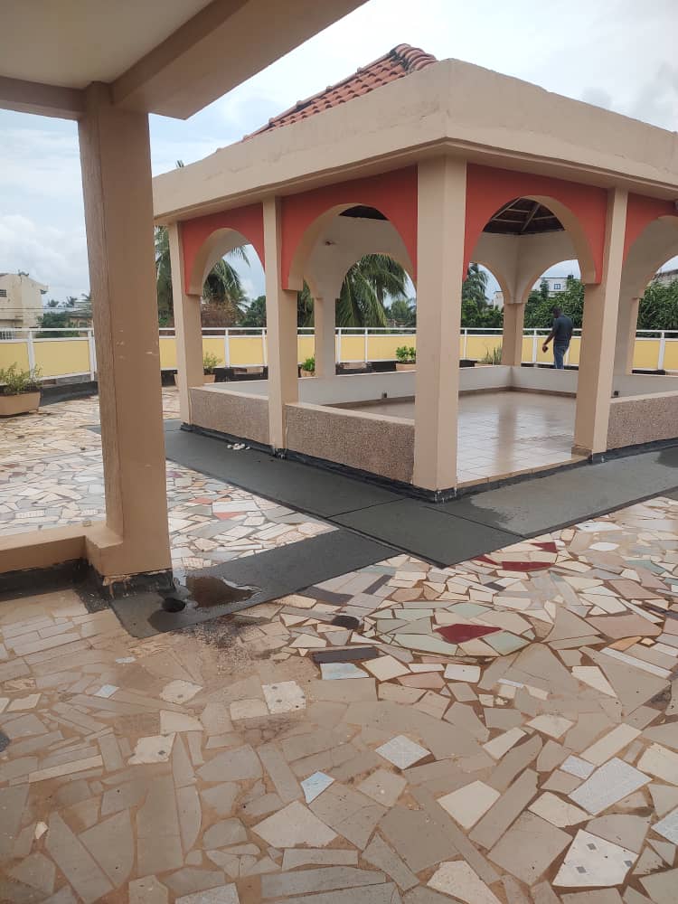 Mini villa 2 chambres en vente à Hedjranawoe Attiegou – 27 millions FCFA