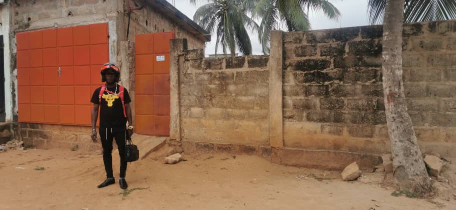 Demi-lot en vente à Ségbé – 12 millions FCFA
