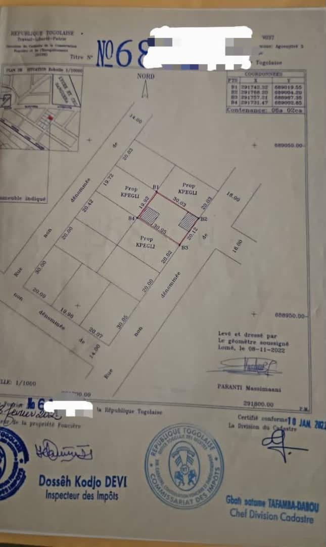 Terrain de 602 m² en vente à Zanguera Lycée, à 150m du goudron – 25 millions FCFA