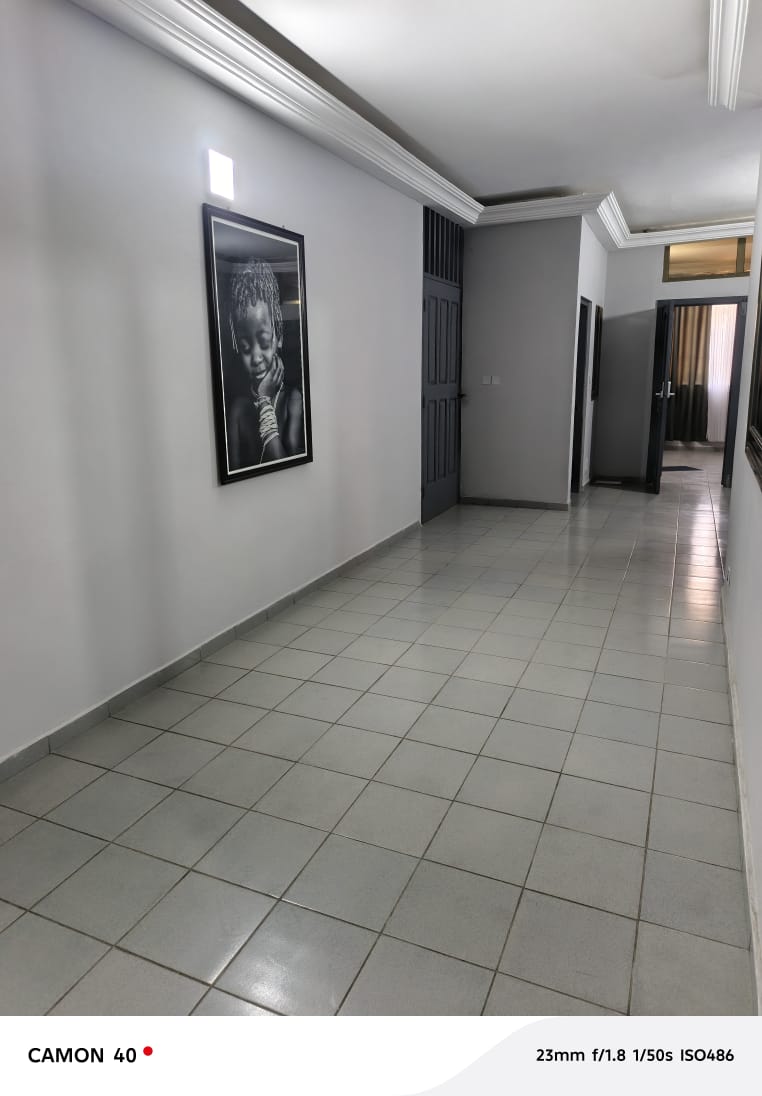 Appartement meublé 3 chambres en location à Avepozo – 350 000 FCFA/mois