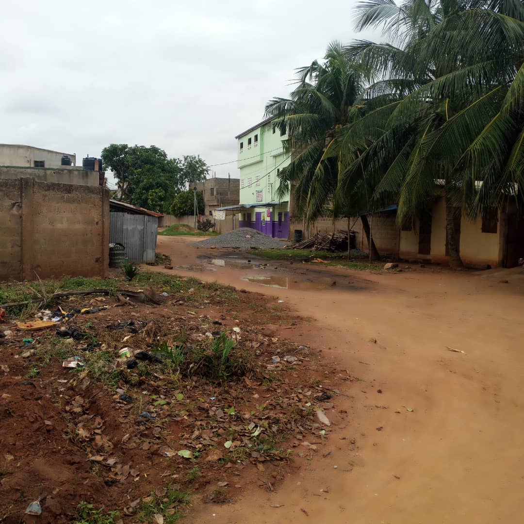 Terrain de 2 lots en vente en angle de rue à Amadahomé près du carrefour Aised – 35 millions FCFA