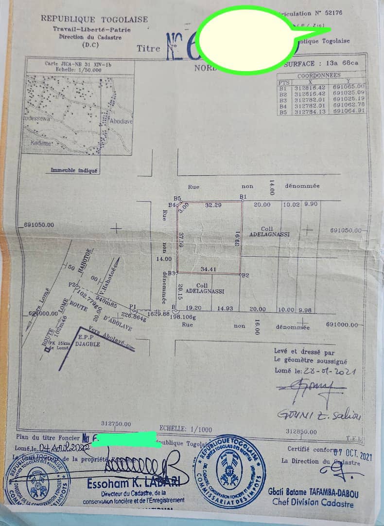 Terrain 2 lots en vente sur angle de rue à Djagblé Abodavé – 40 millions FCFA