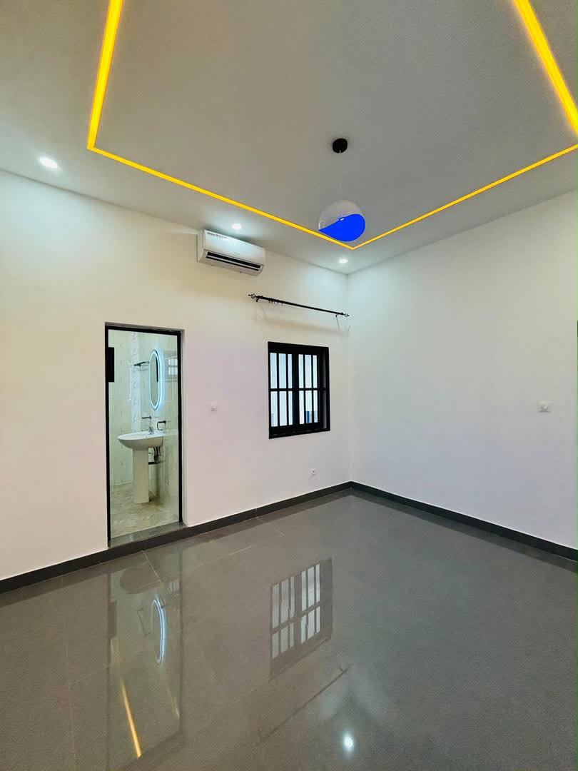 Appartement 4 chambres salon à louer proche du goudron à Hédzranawoé – 450.000 FCFA / mois