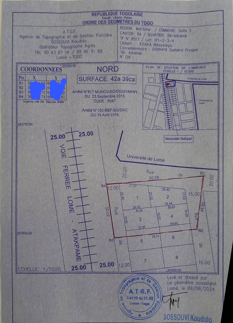 4 lots collés en vente en bordure de goudron à Attikoumé – 75 millions FCFA