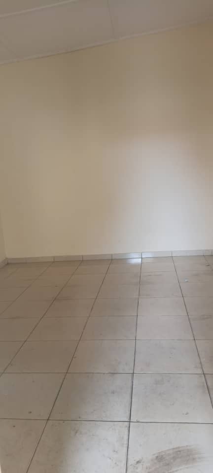 Appartement 3 chambres à louer à Agbalepedo sur le goudron de HAAC – 150 000 FCFA