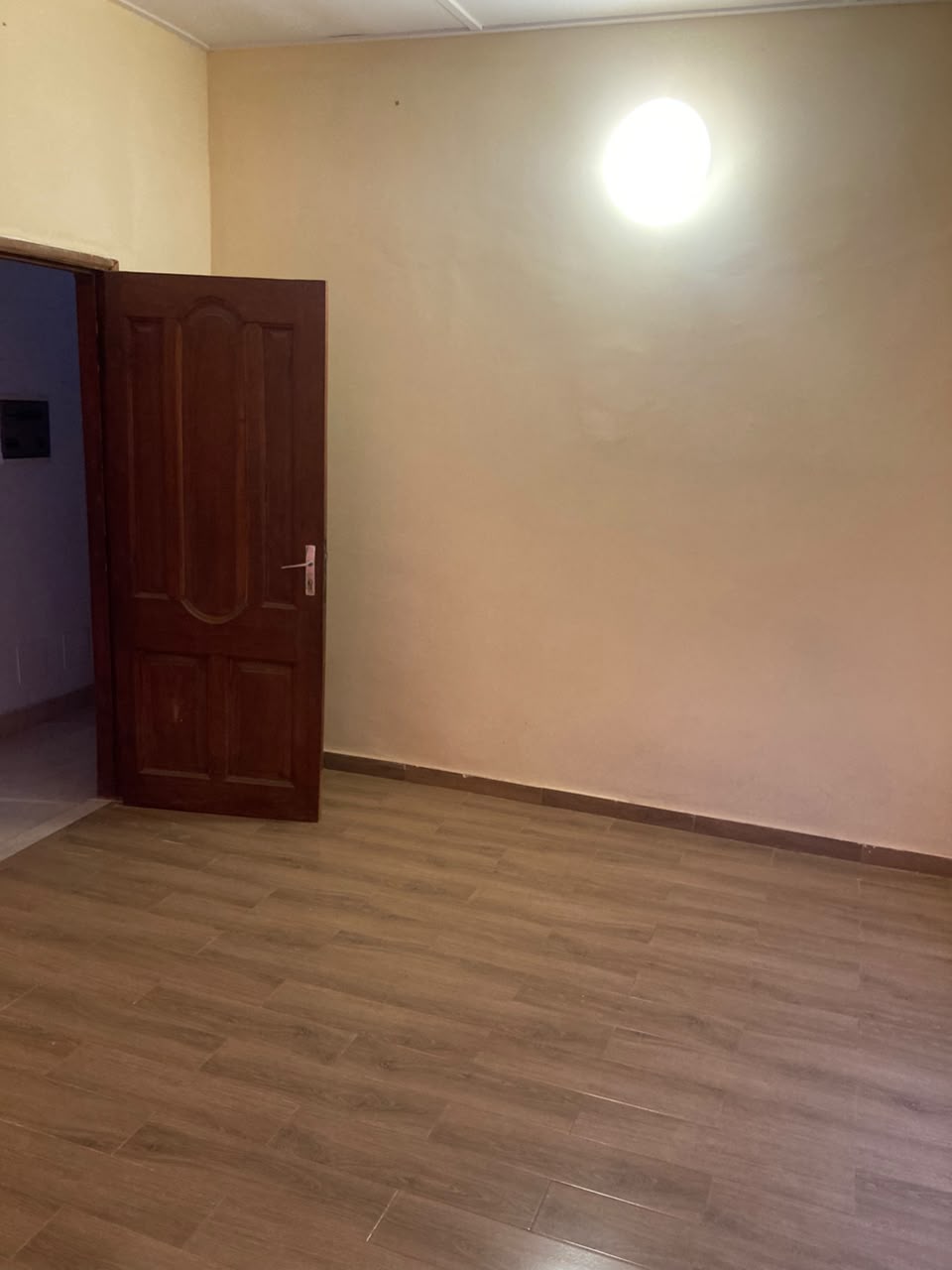 Villa 2 chambres à louer à Agoè Camp GP – 120 000 FCFA