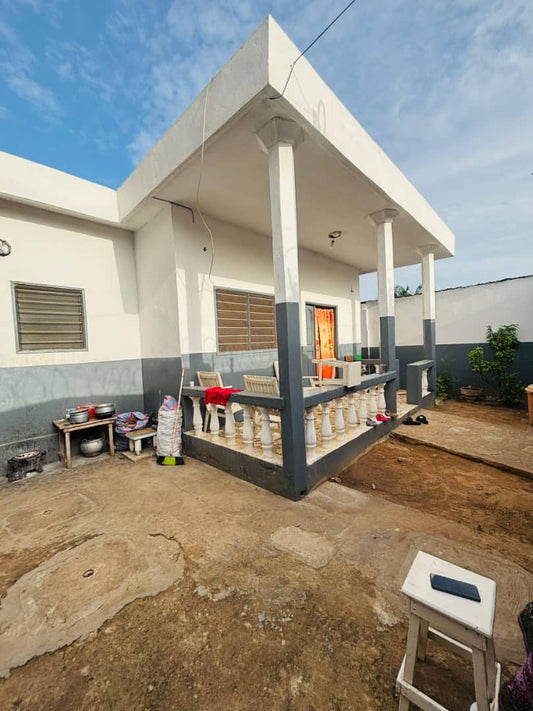 Mini villa 2 chambres en vente à Lomé-Atiegou – 30 millions FCFA